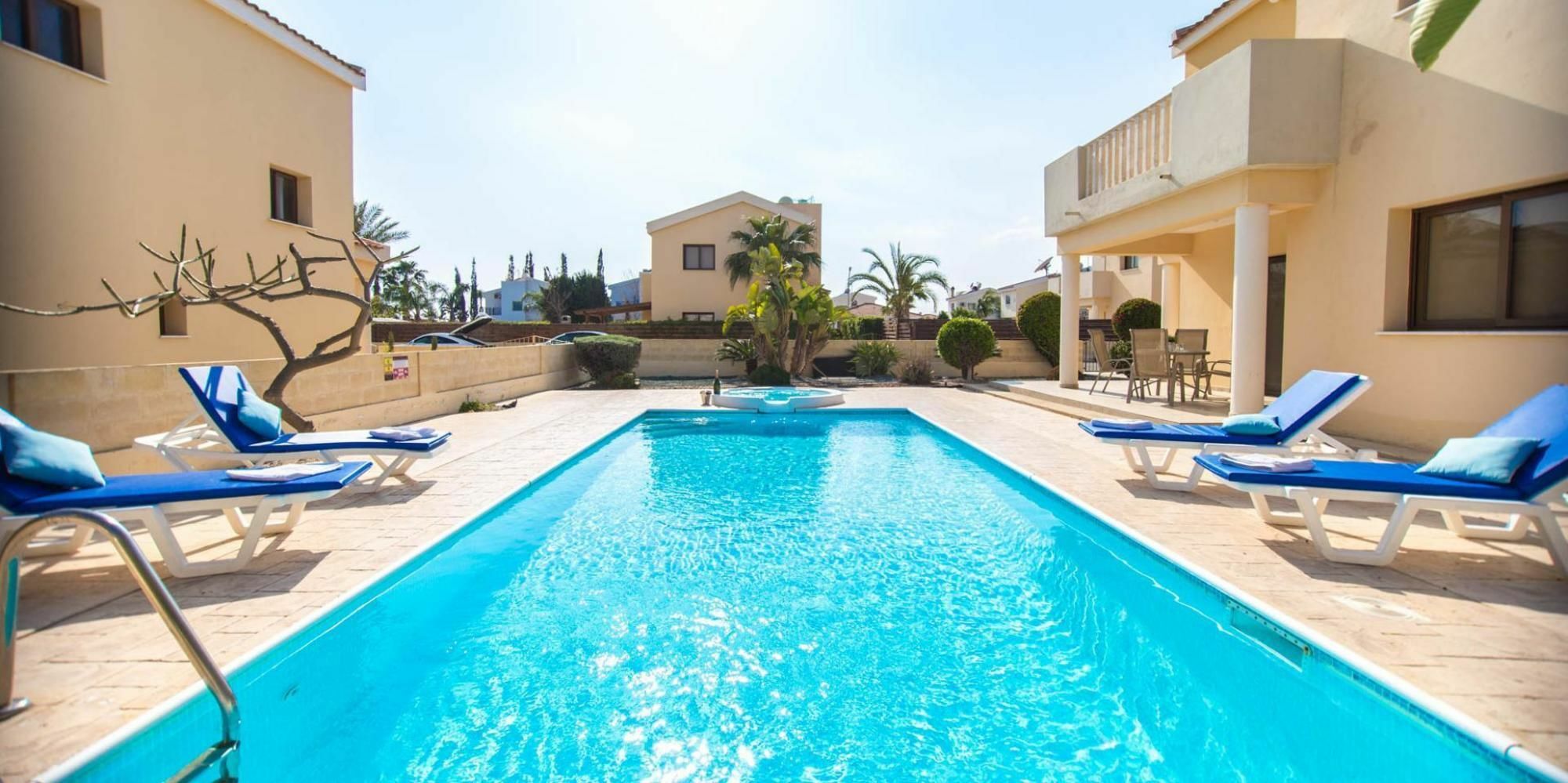 Villa Oceanview 066 *