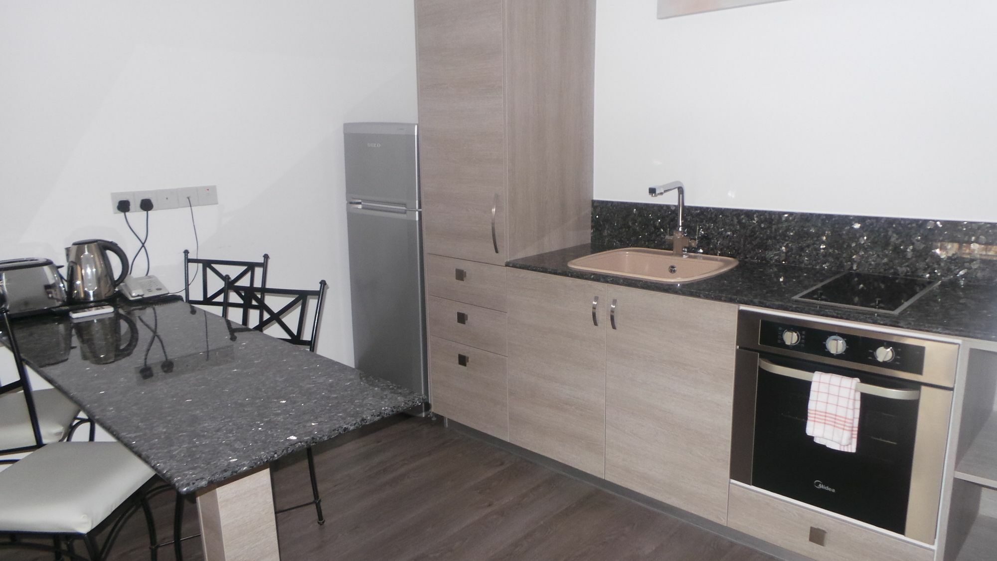 Neptune Paphos Aparthotel 3*