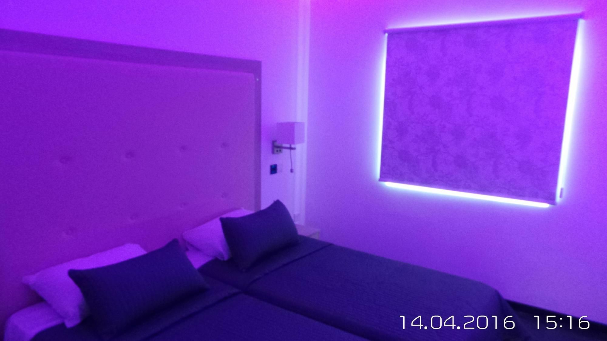 Aparthotel Neptune Paphos 3*