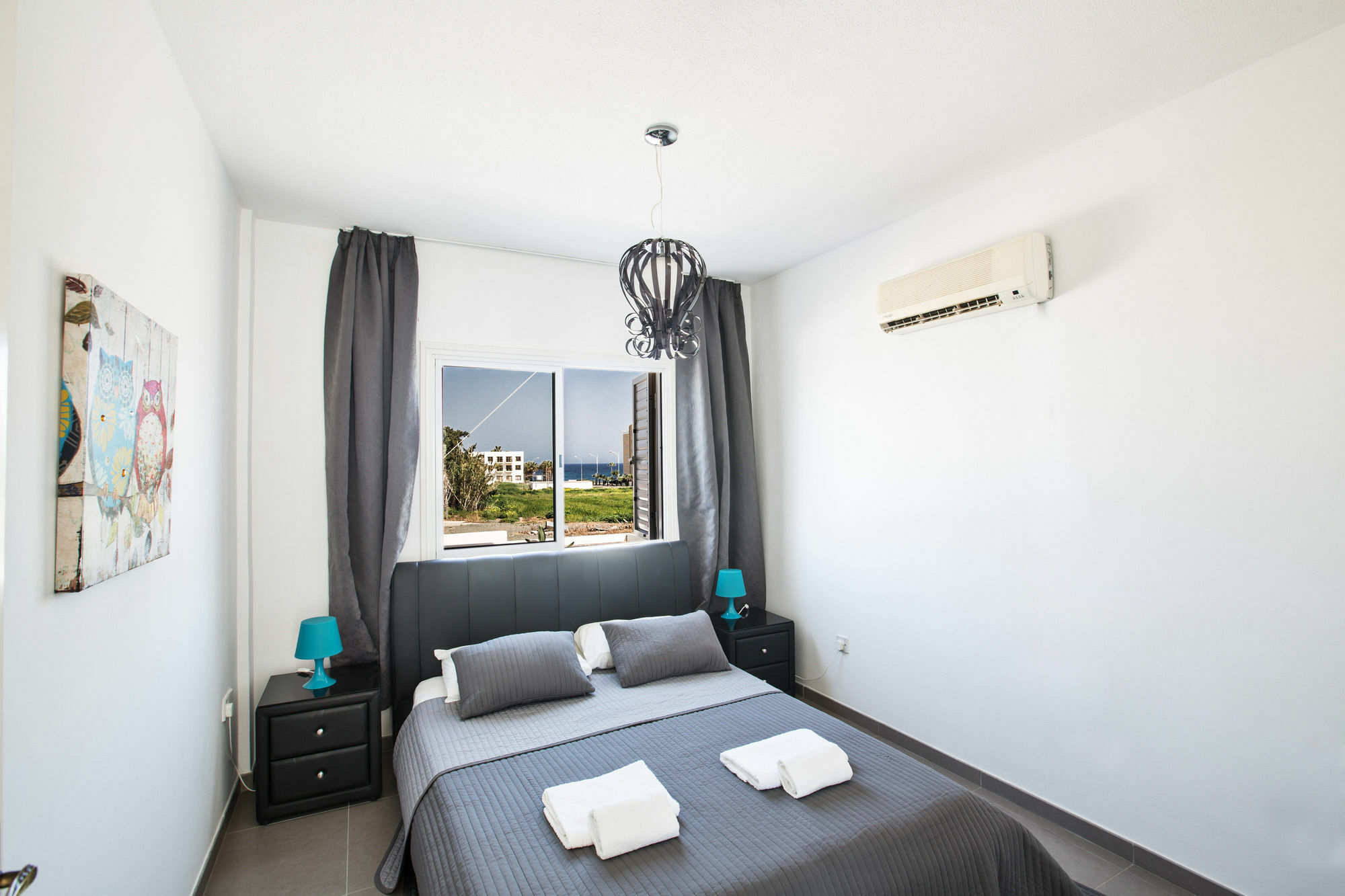 Nicholas Seaview Apartment *