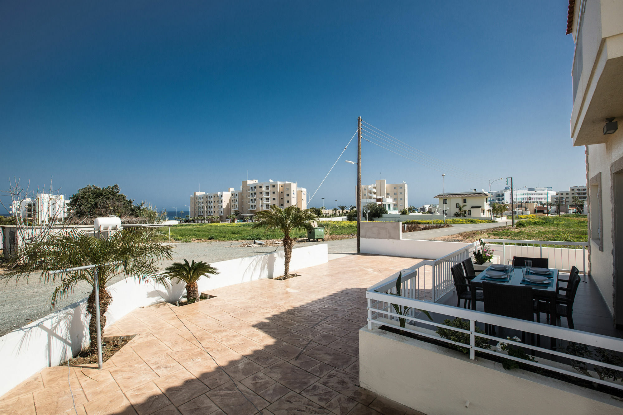 Nicholas Seaview Apartment