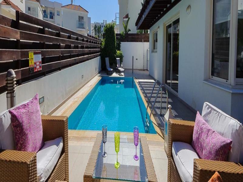 Oceanview Luxury 015 3*
