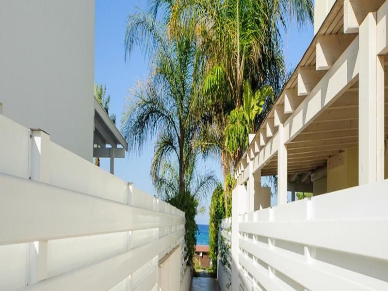 Oceanview Luxury 015 3* Pernera
