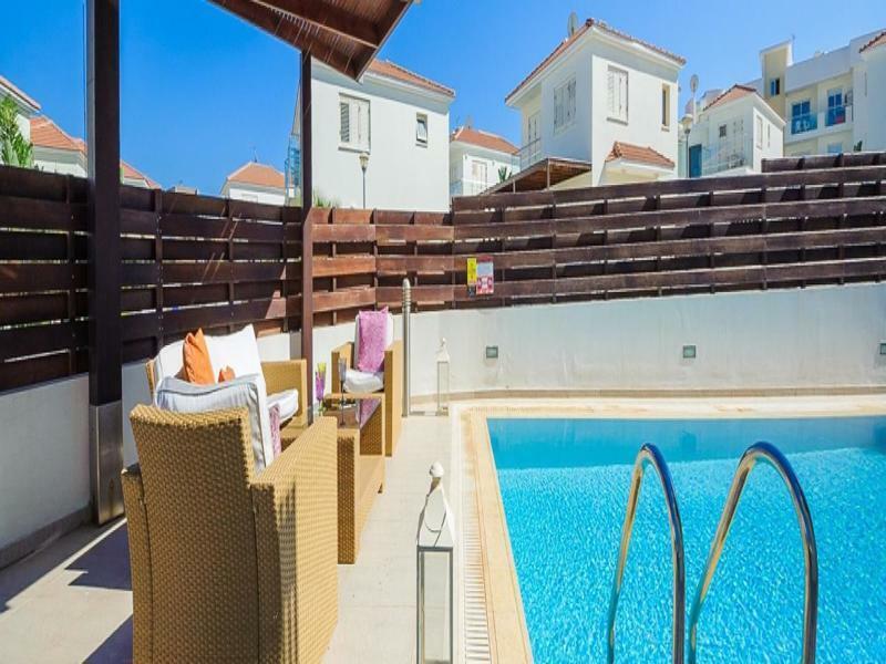 Hotel Oceanview Luxury 015