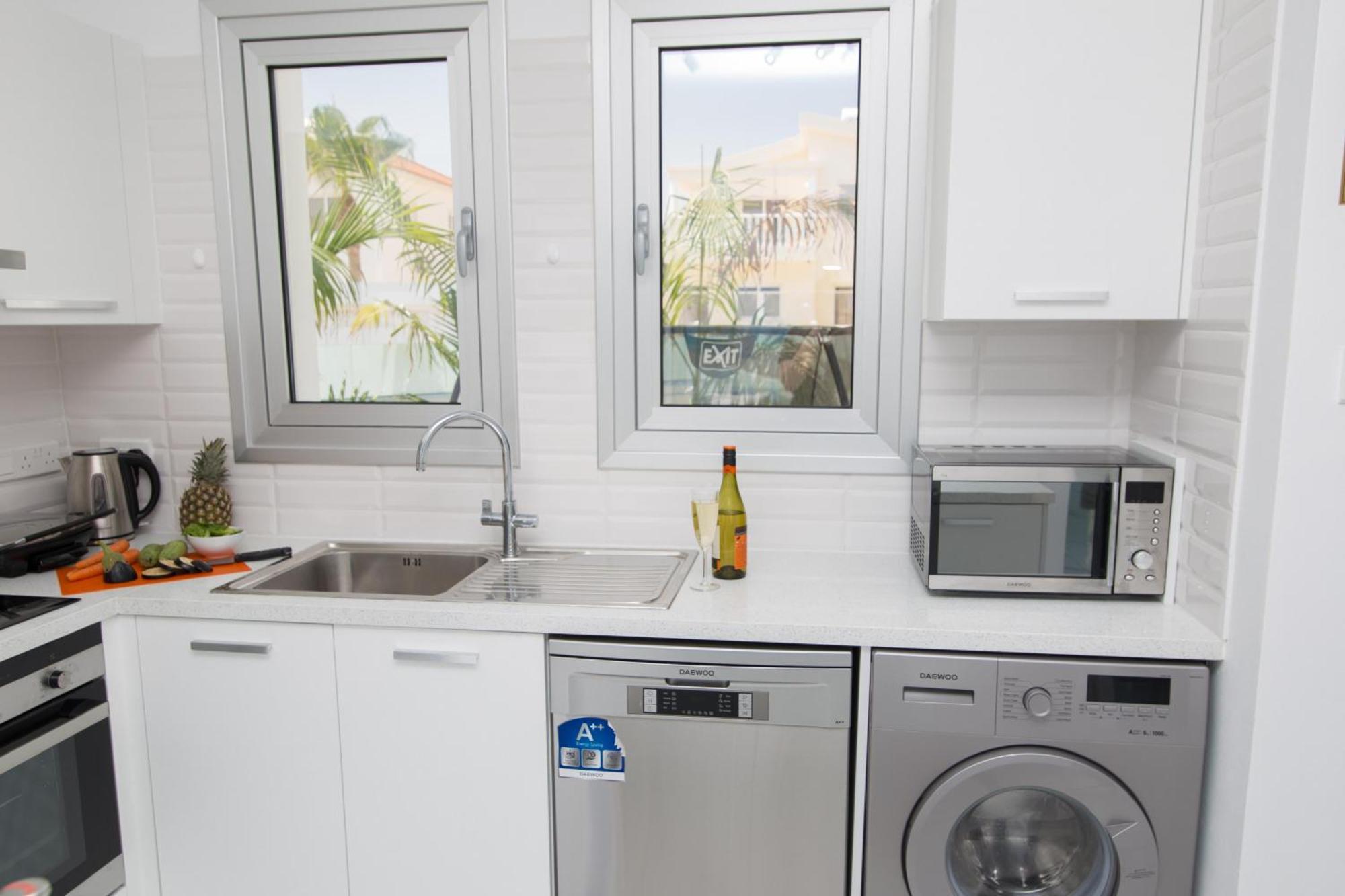 Lynn Boutique Beachfront Holiday home