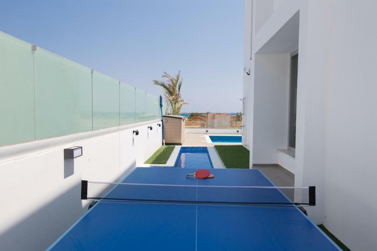 Lynn Boutique Beachfront Holiday home