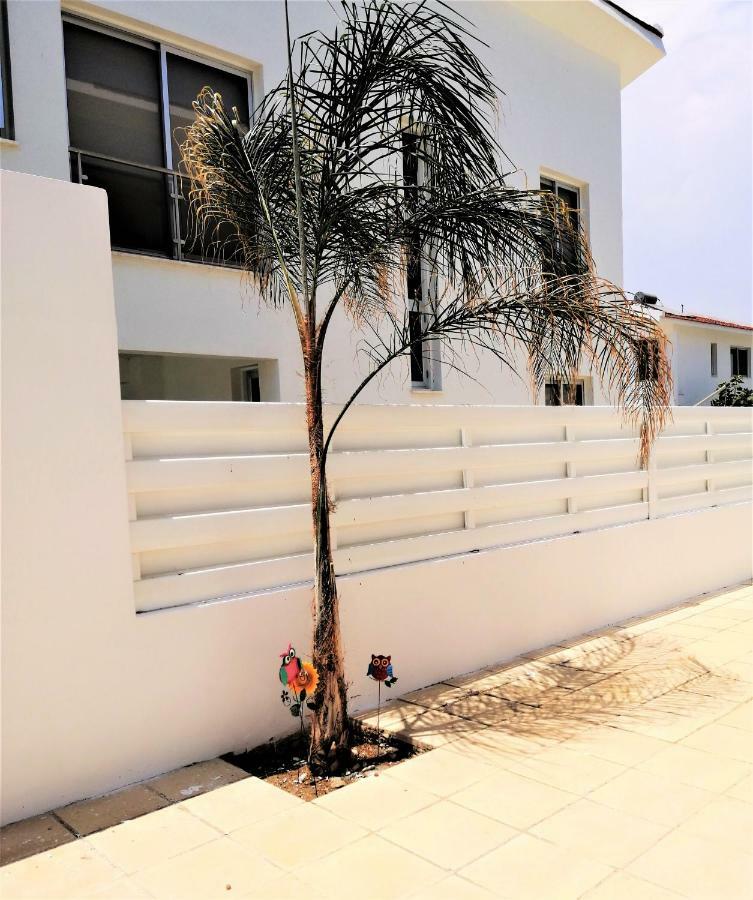 Colonial Beach Villa 16 & 15 Villa Perivolia