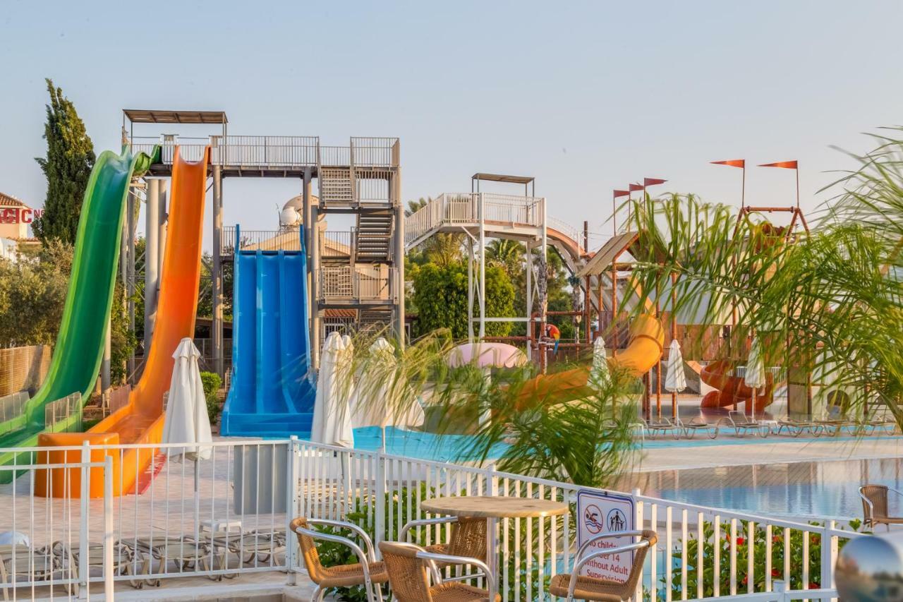 Electra Village Water Park 4*