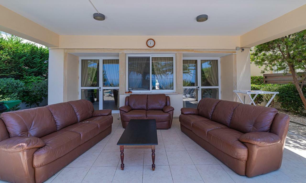 Sunrise 11 Holiday home