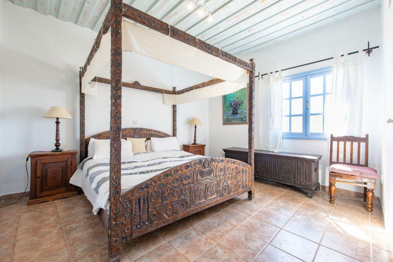 Cyprus Villages & Restaurant - Location - - With Access To Pool And Stunning Views * Tochni