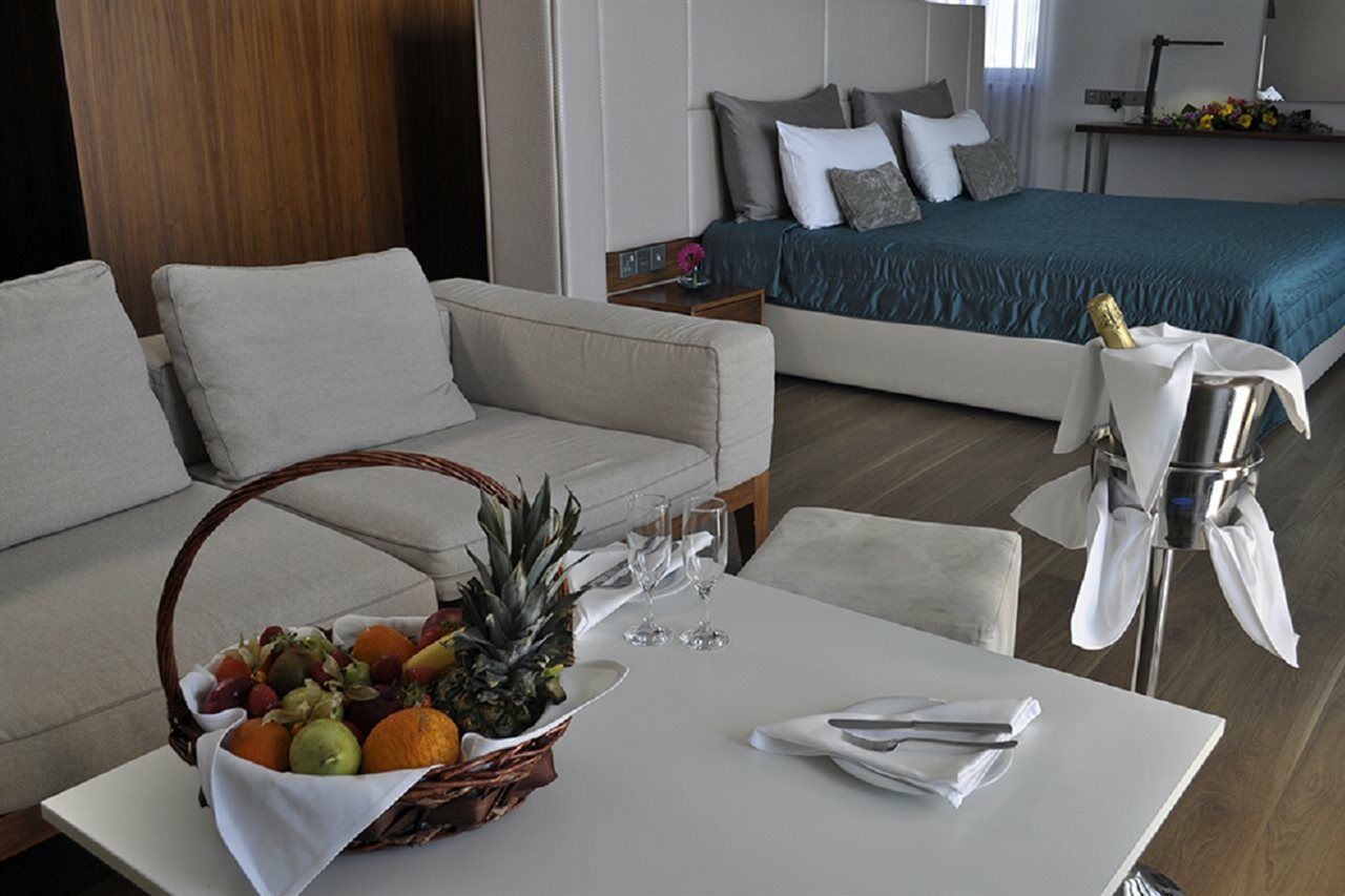 Hotel Sun Hall 4*