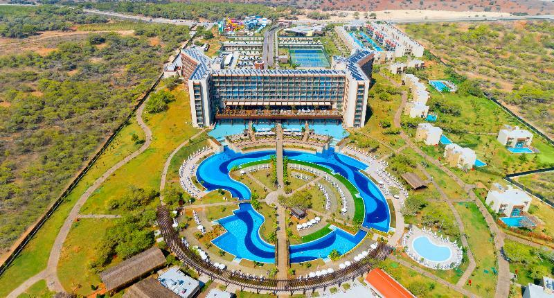 Concorde Luxury & Casino Convention 5* Vokolidha