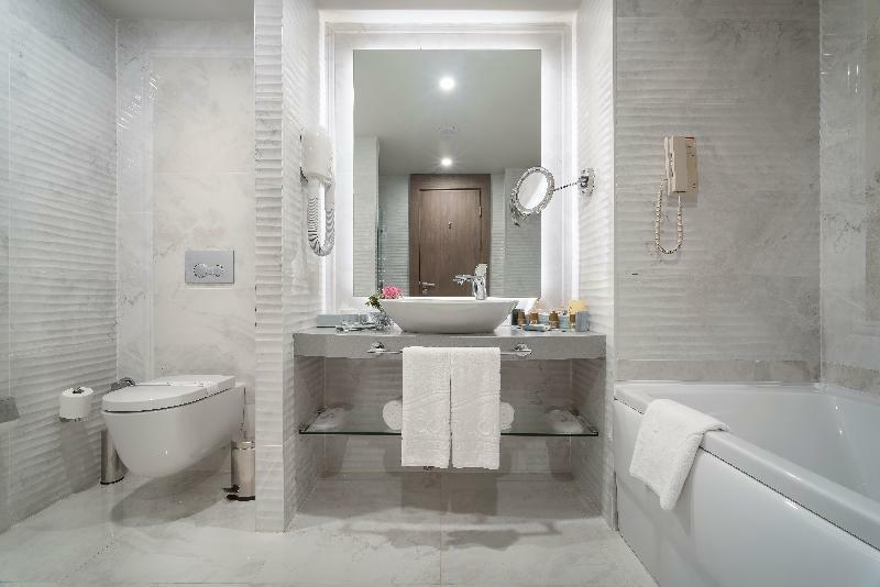 Concorde Luxury & Casino Convention Resort 5*