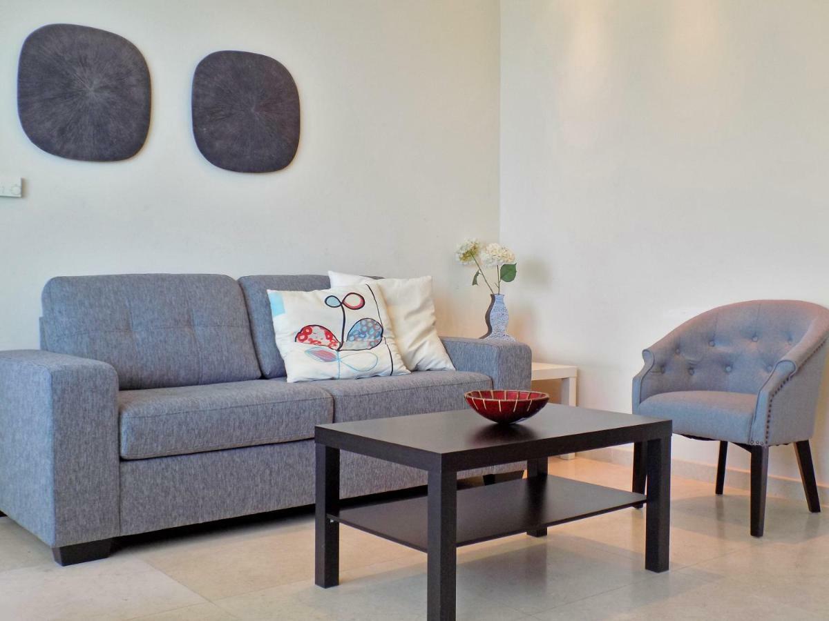 2b Seafront Boutique Finikoudes Beach Larnaca