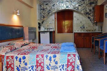 Hotel Lysithea 2*