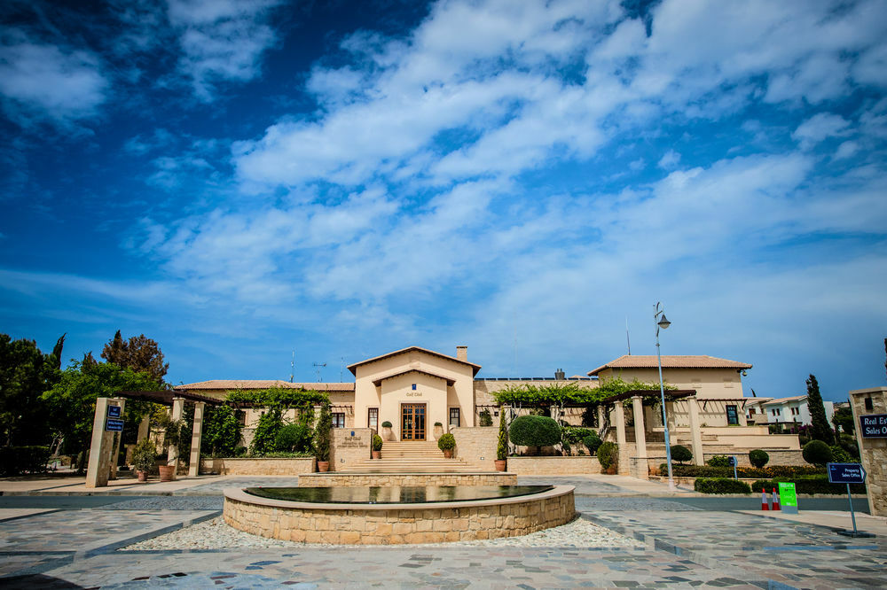 Aphrodite Hills - Premium Serviced Hotel 4*