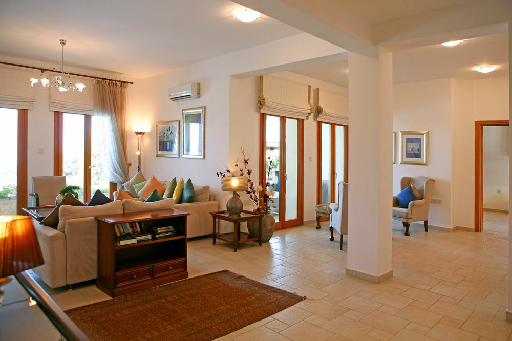 Hotel Aphrodite Hills - Premium Serviced 4*