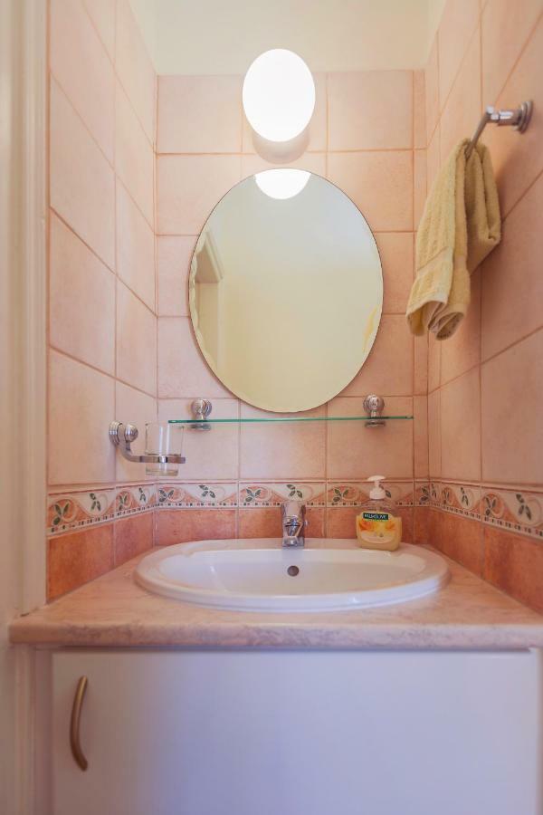 Apartment Thekla Court *