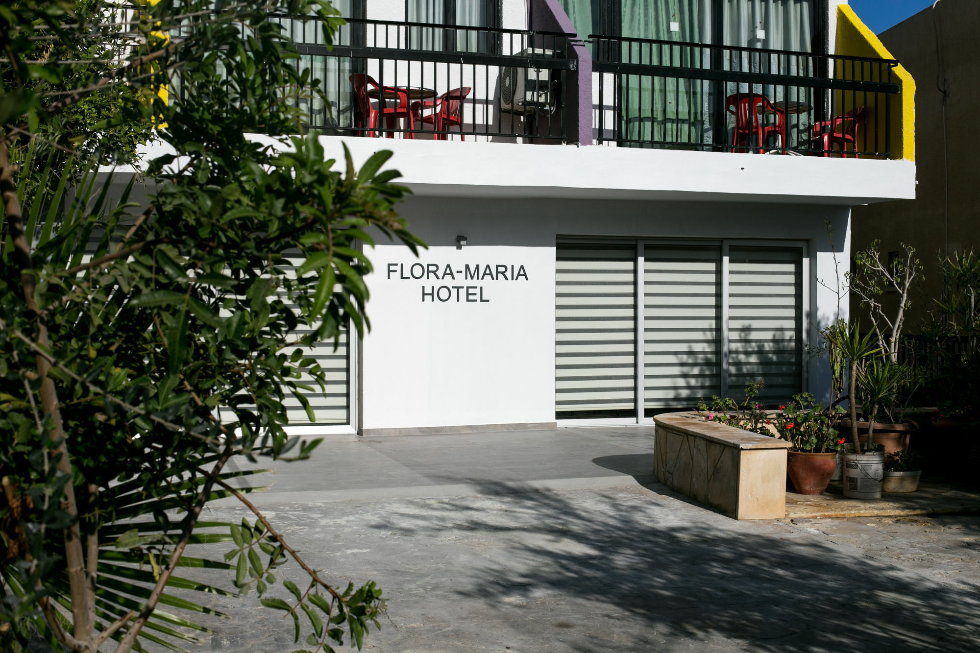 Flora Maria Hotel Aparthotel