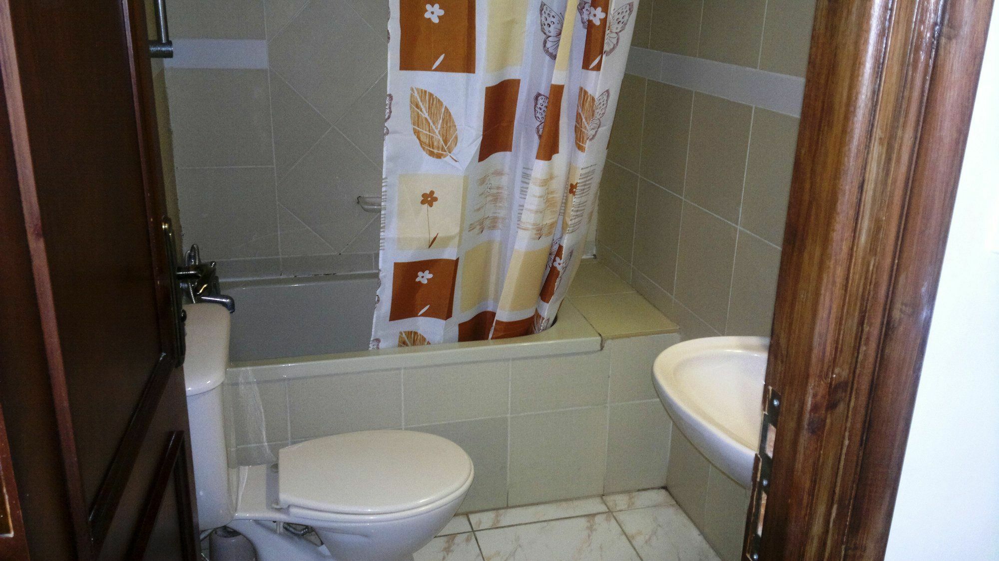 Chrysanthos Boutique Aparthotel Limasol