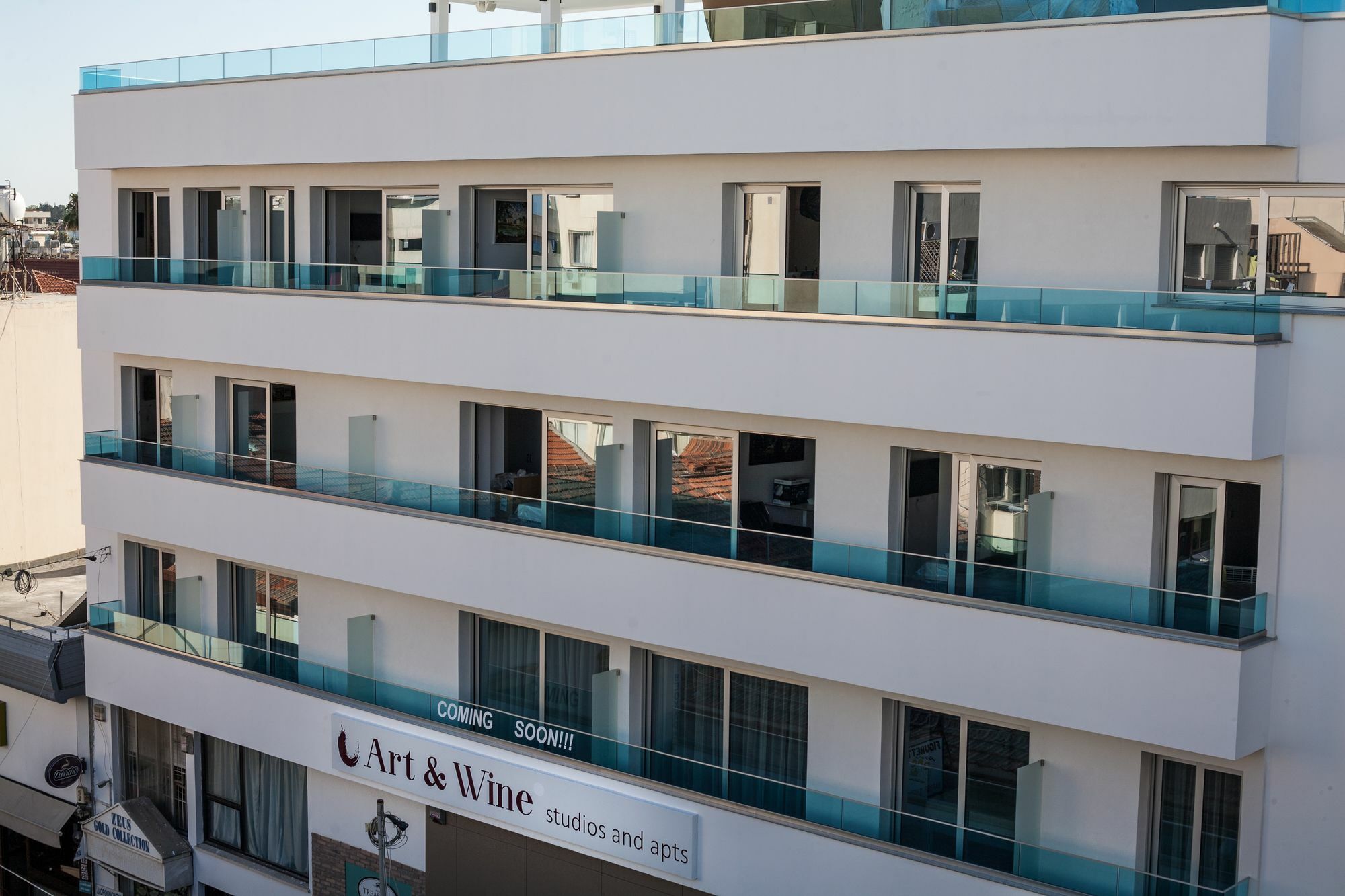 Art & Wine Boutique Aparthotel 3*