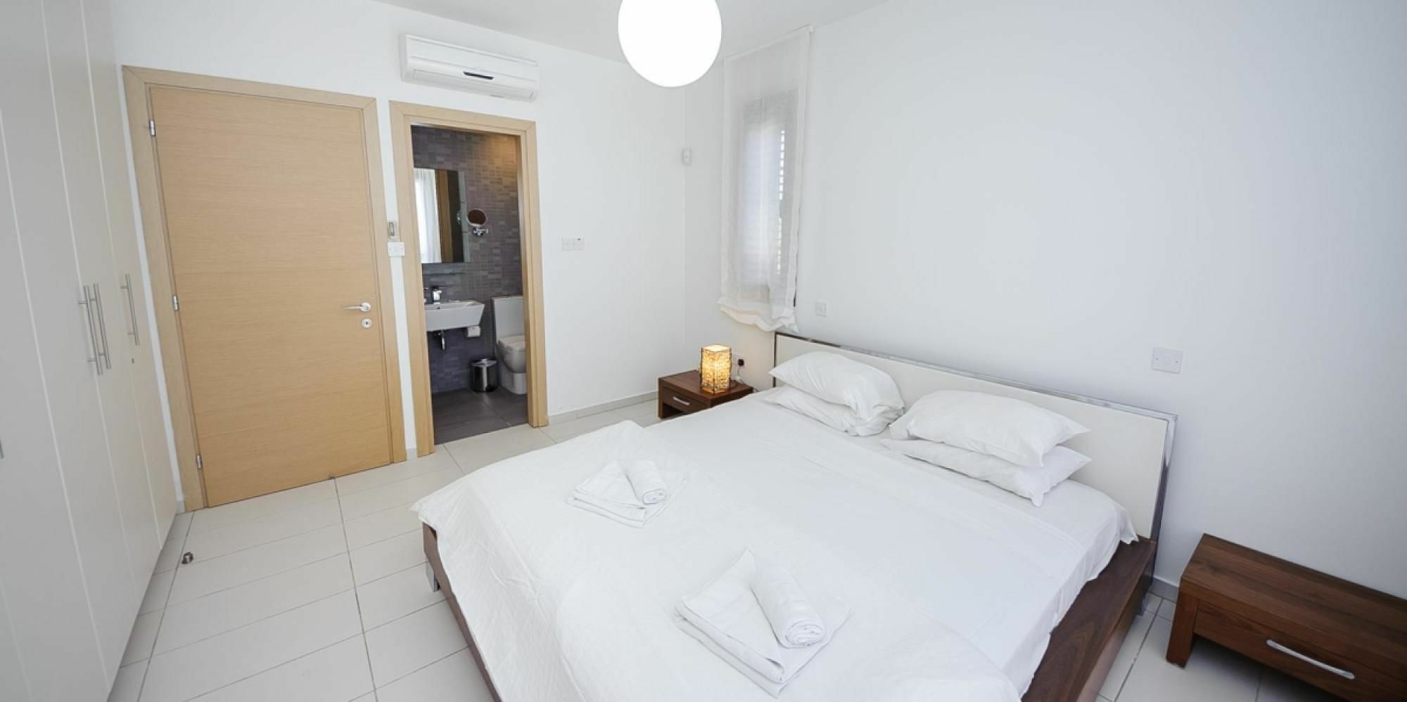 Rent Private 069 Villa Protaras