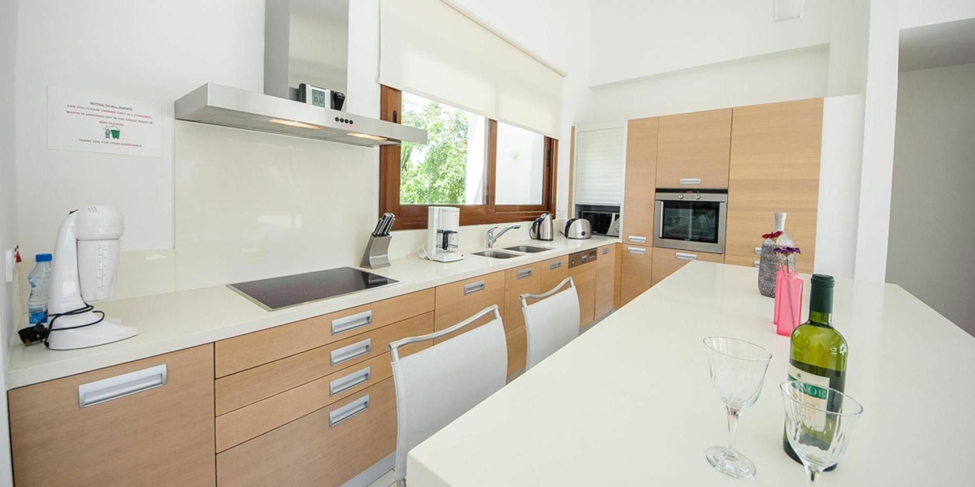 Rent Private 069