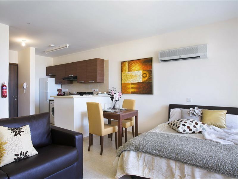 Club Coral View Peyia