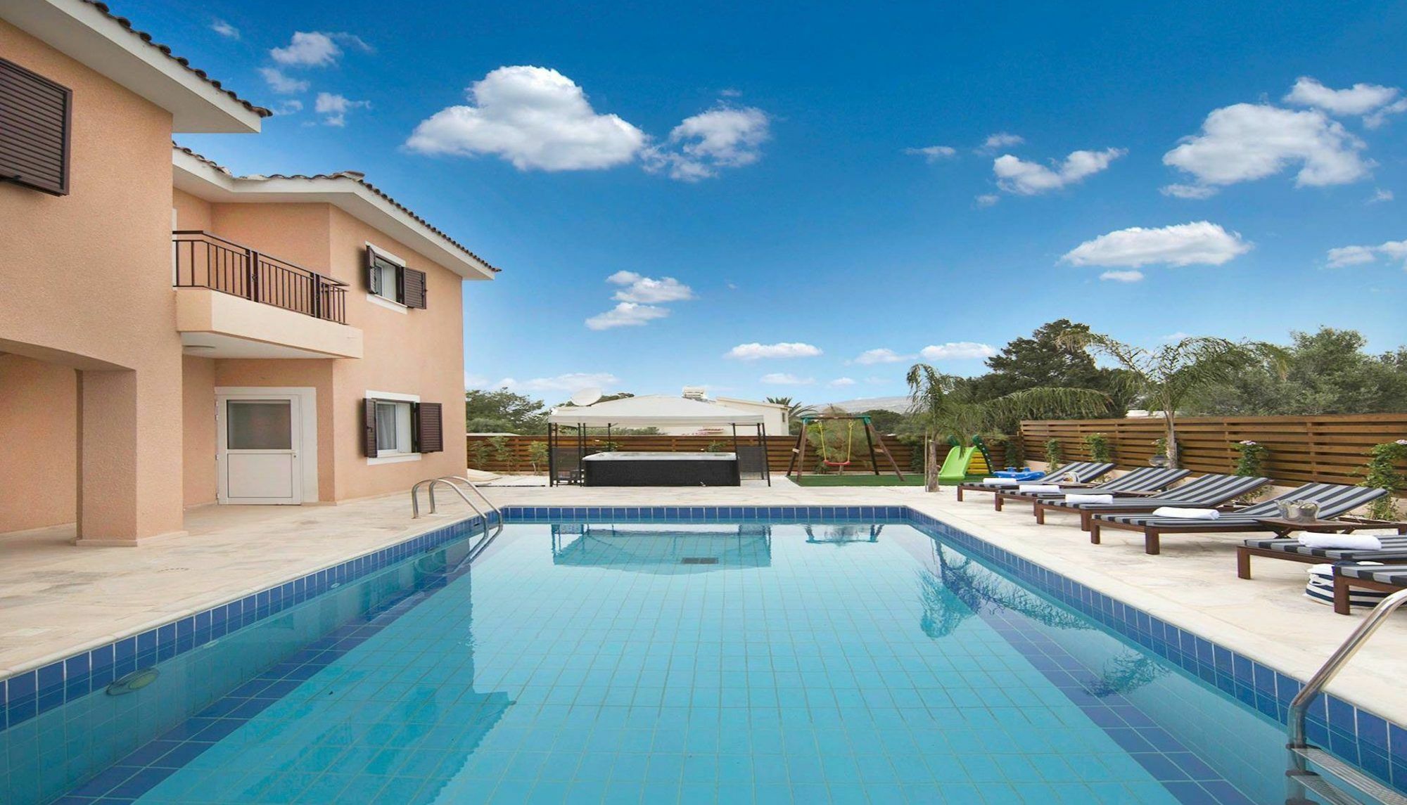 Isla Villa