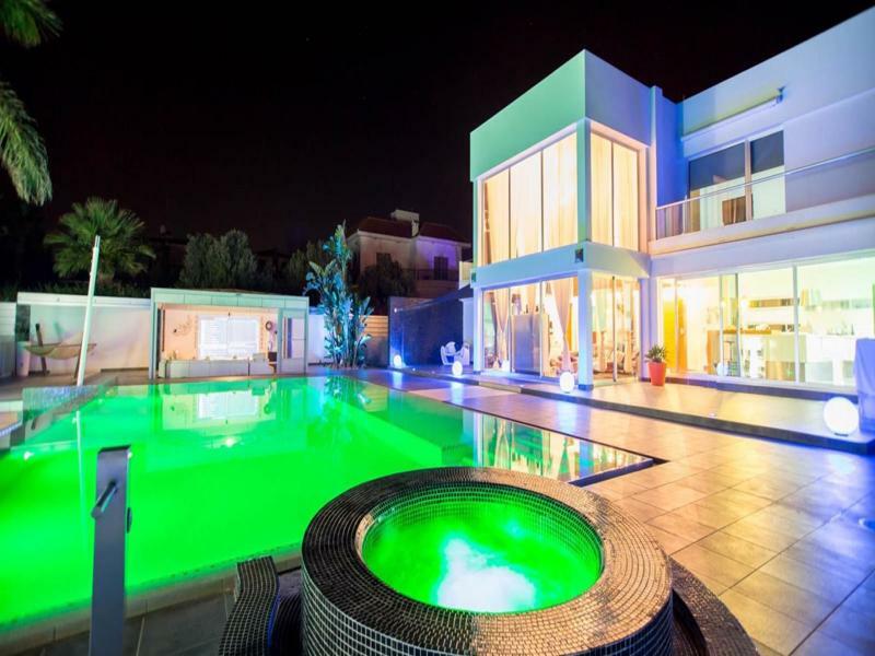 Rent Private 061 Villa Agia Napa
