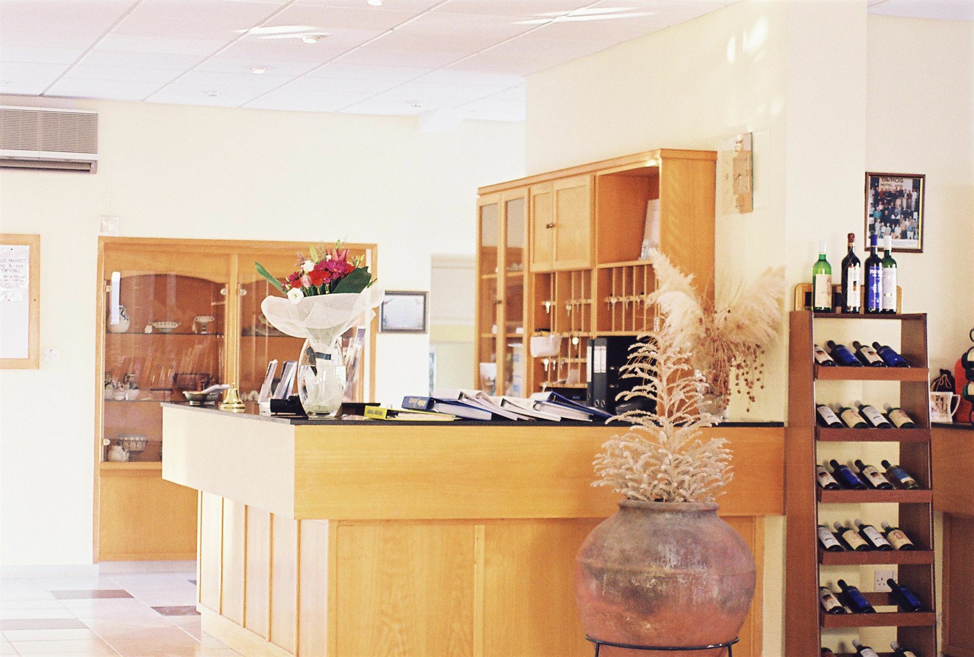 Tavros Aparthotel