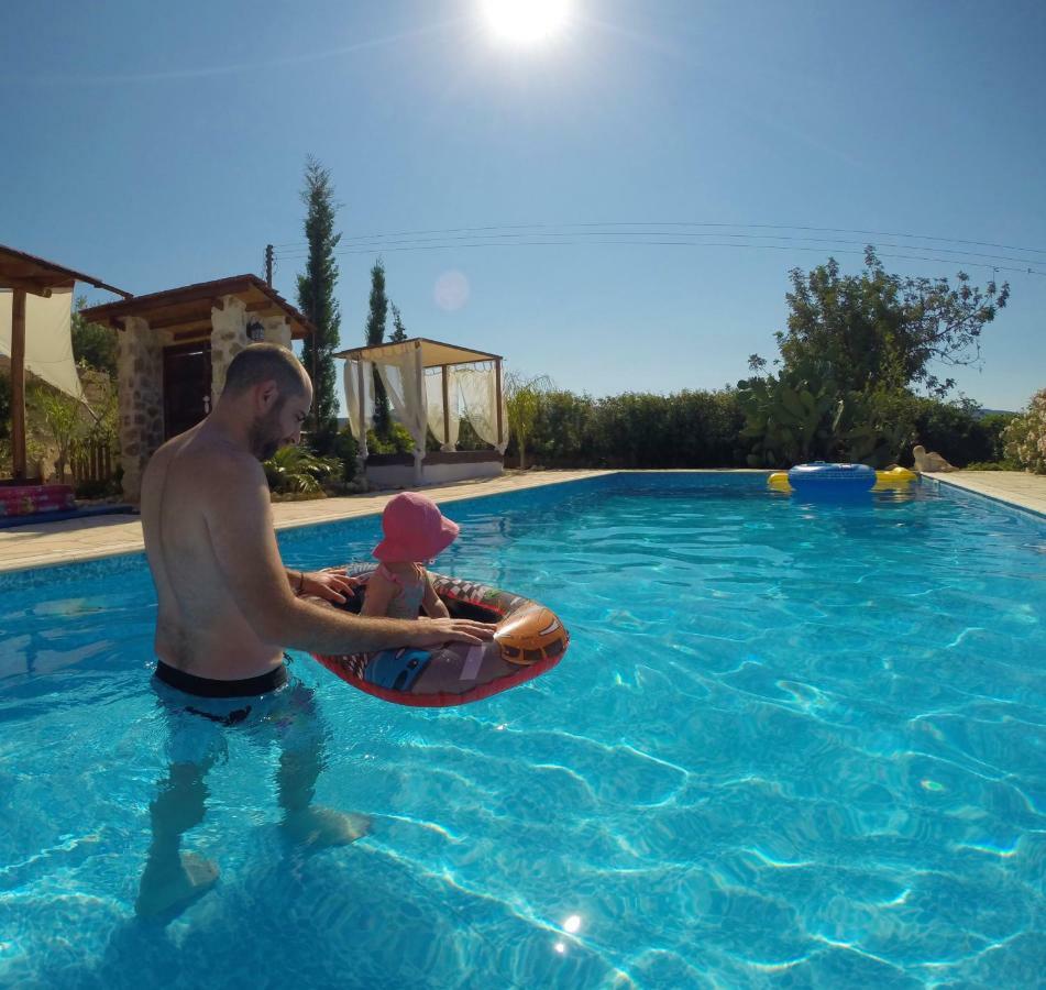 Simona Stone House Holiday home *