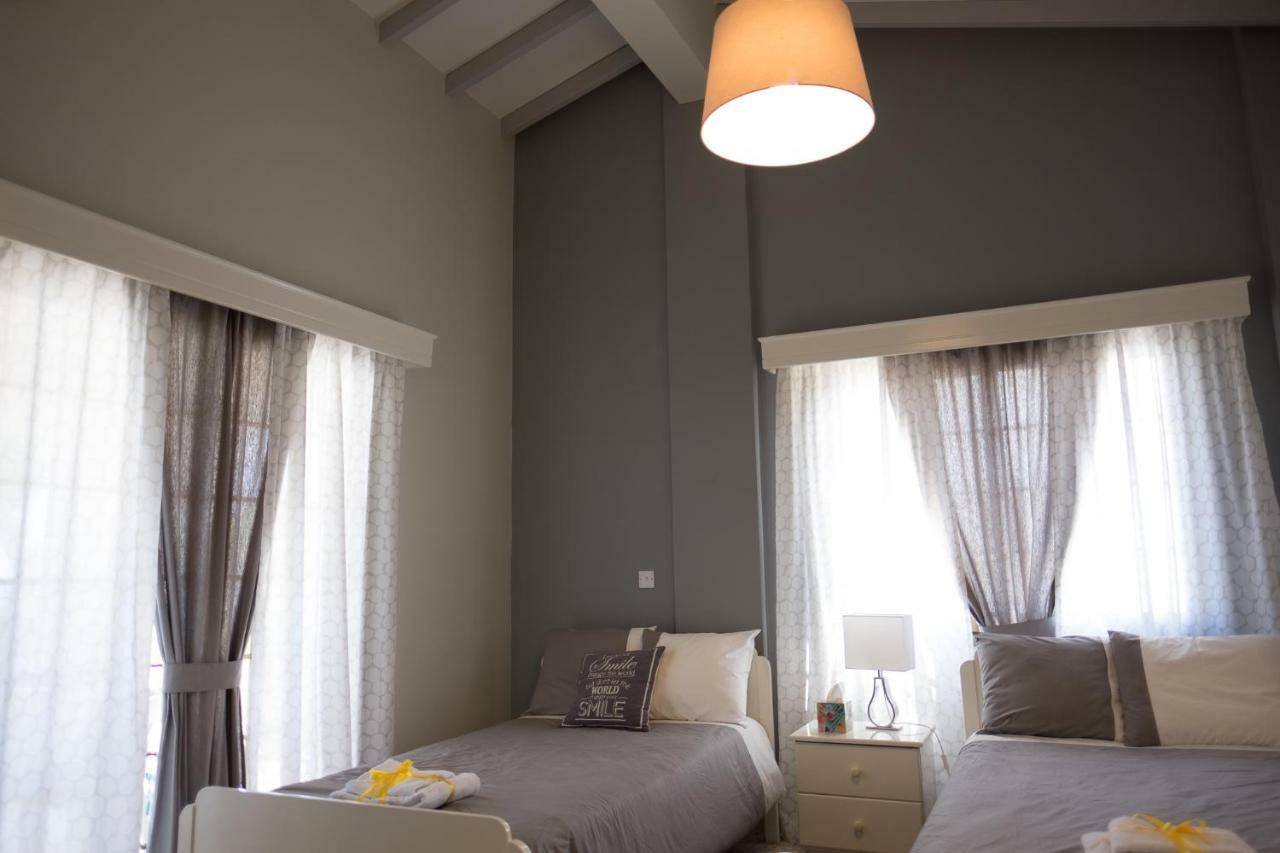 Limone No 3 Villa *