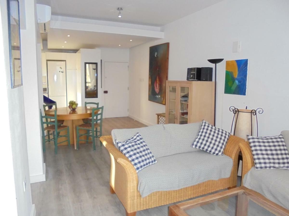 Cende Court 2 Bedroom Apartment - Sea Views Apartment