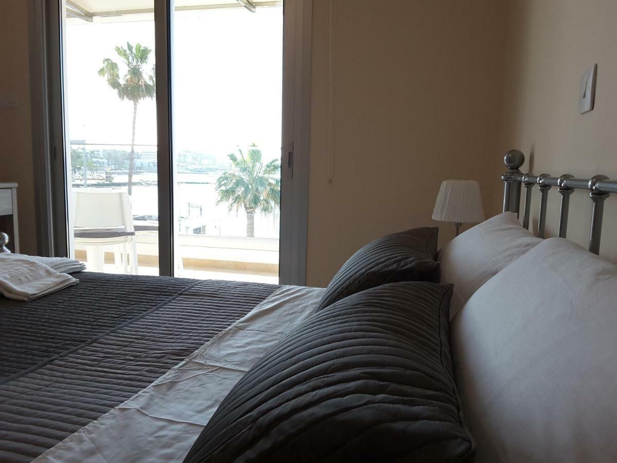 Apartment Lighthouse By The Sea Lovely 2bdr Paphos