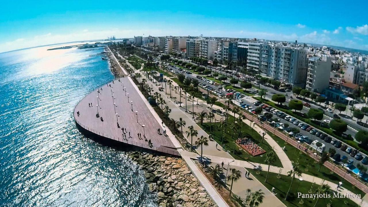 Kermia Court - Beach-front, Modern 2 Bedroom -sleeps 6 * Limassol