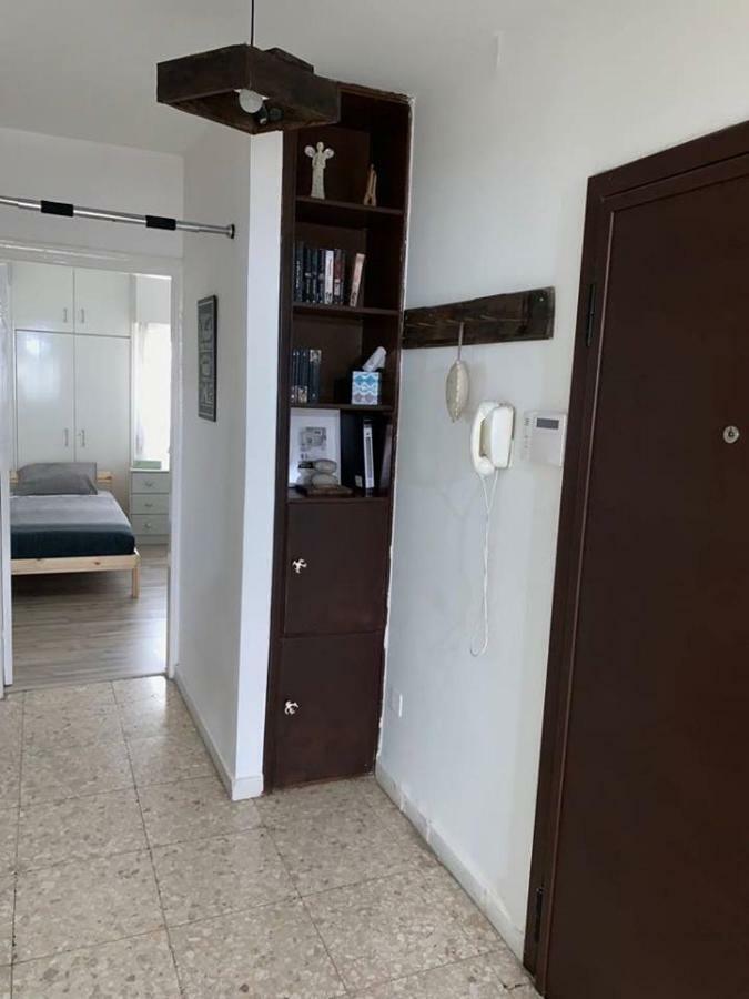 Glabur - The Cozy 2 Bdr - City, Free Parking & Wifi, Welcomes You!!! * Nicosia