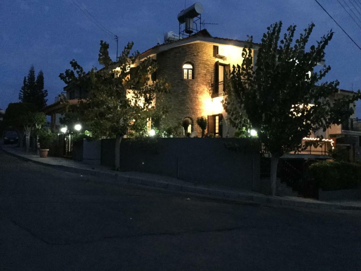 Nikola's House Holiday home