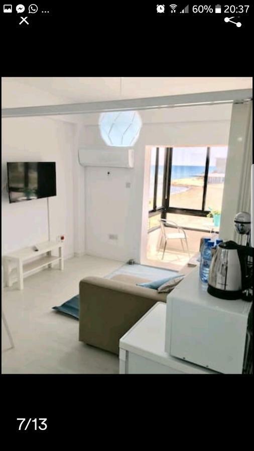 Bettys 1br Seafront Apartamento *