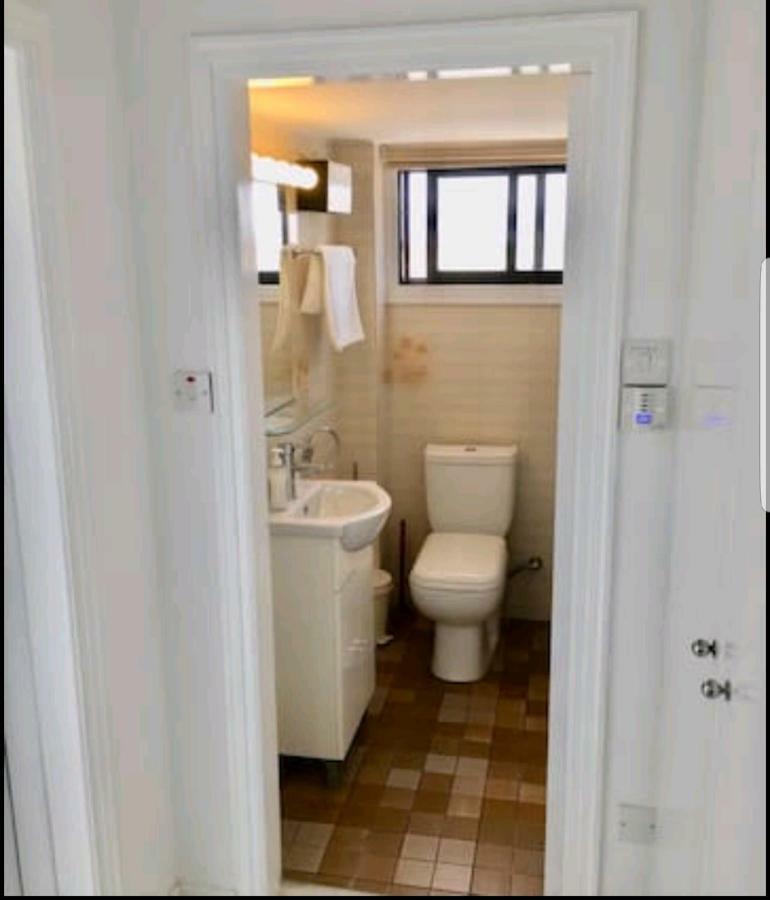 Bettys 1br Seafront