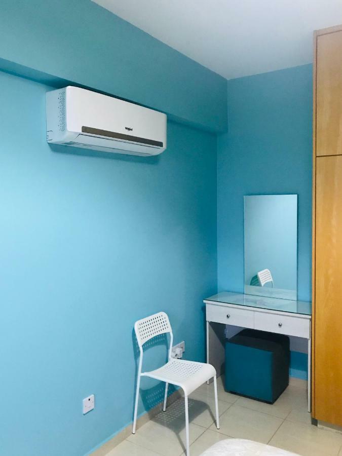 Pool Apartment Larnaca