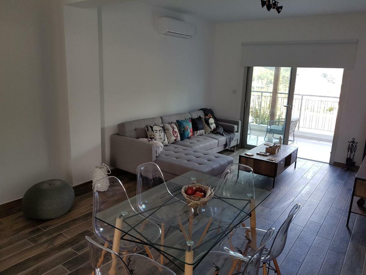 Evmelia Apartment *