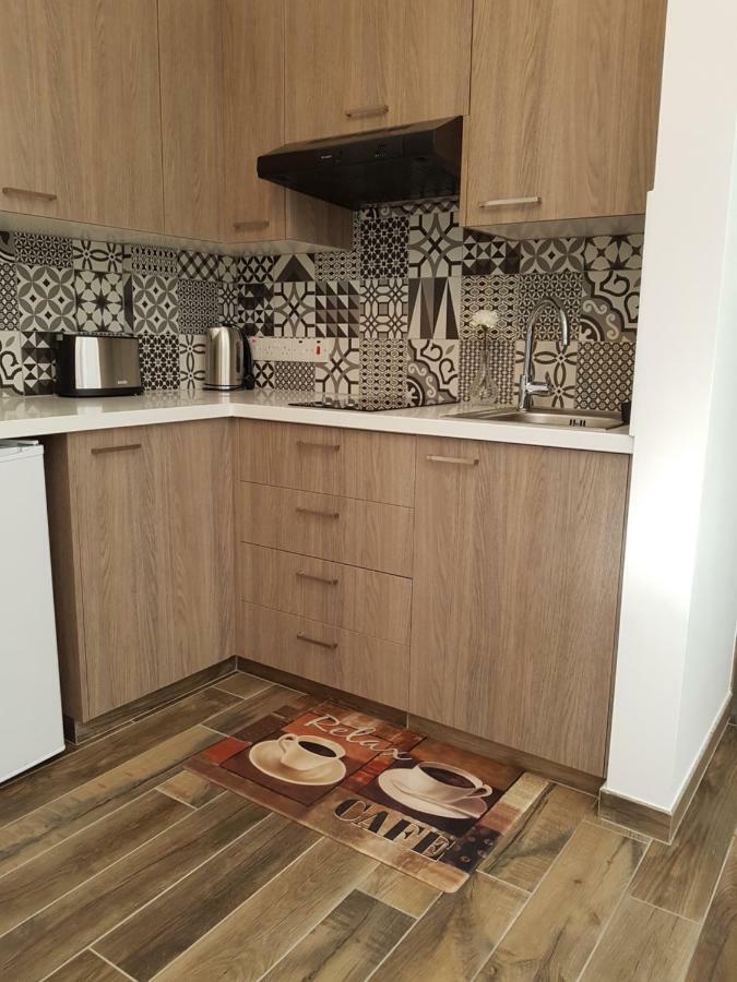 Evmelia Apartment *