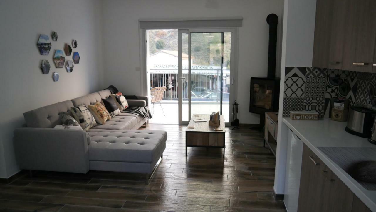 Apartment Evmelia *