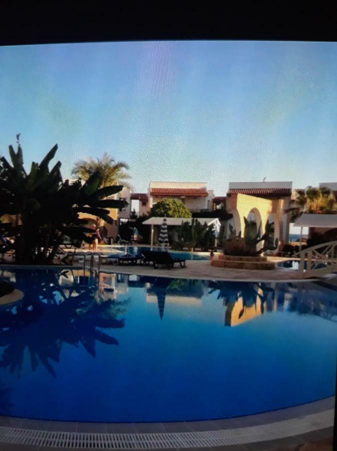 Sunrise Club Gastria