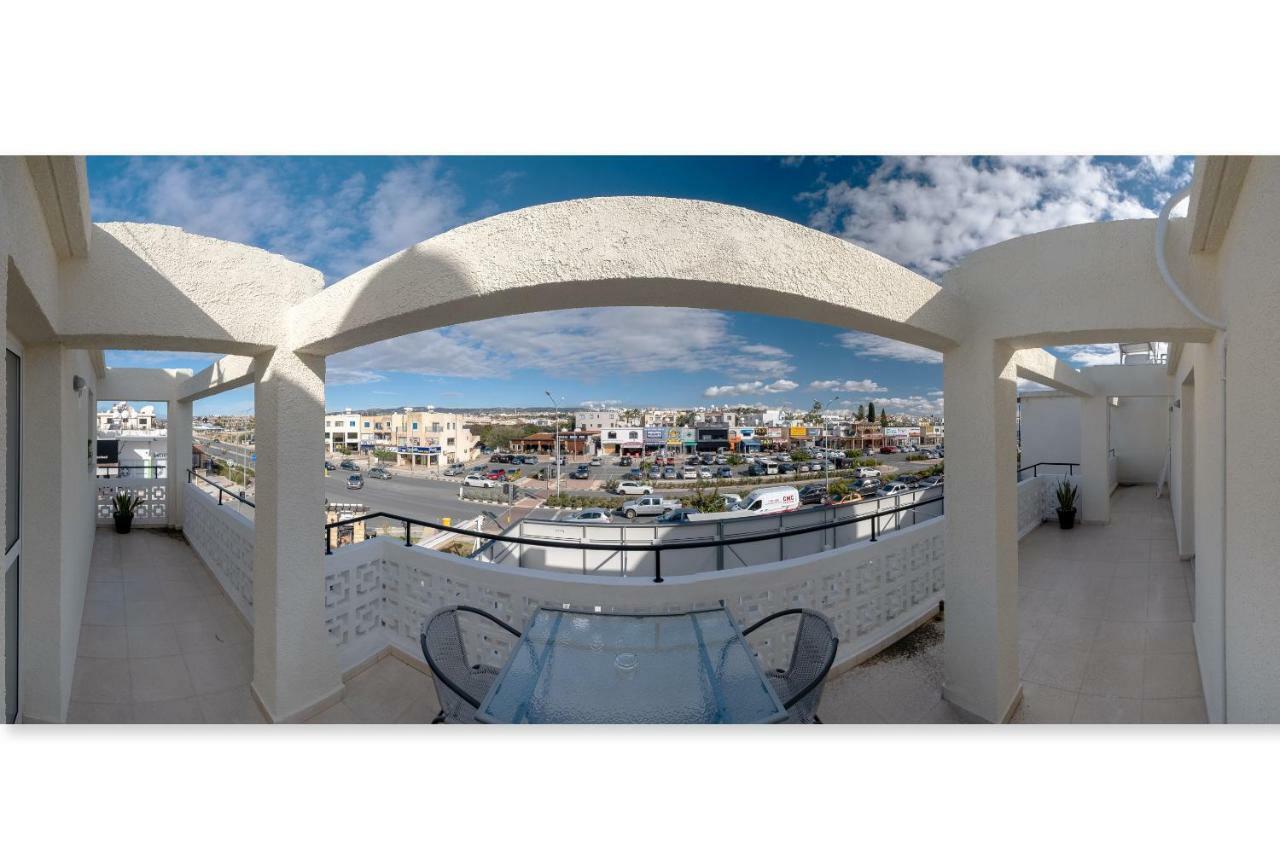 Seaview 3 Bedroom Kings Road Penthouse Apartamento