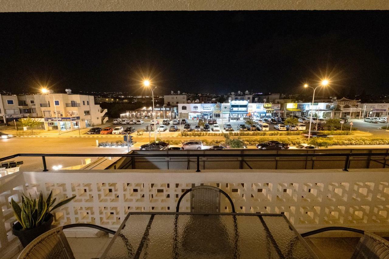 Seaview 3 Bedroom Kings Road Penthouse
