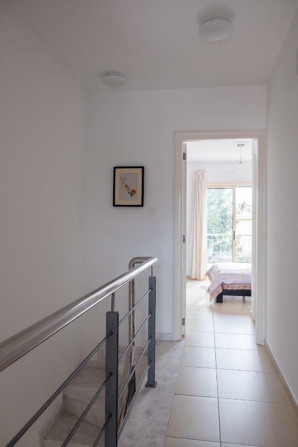 Elysia Park Modern Townhouse * Paphos