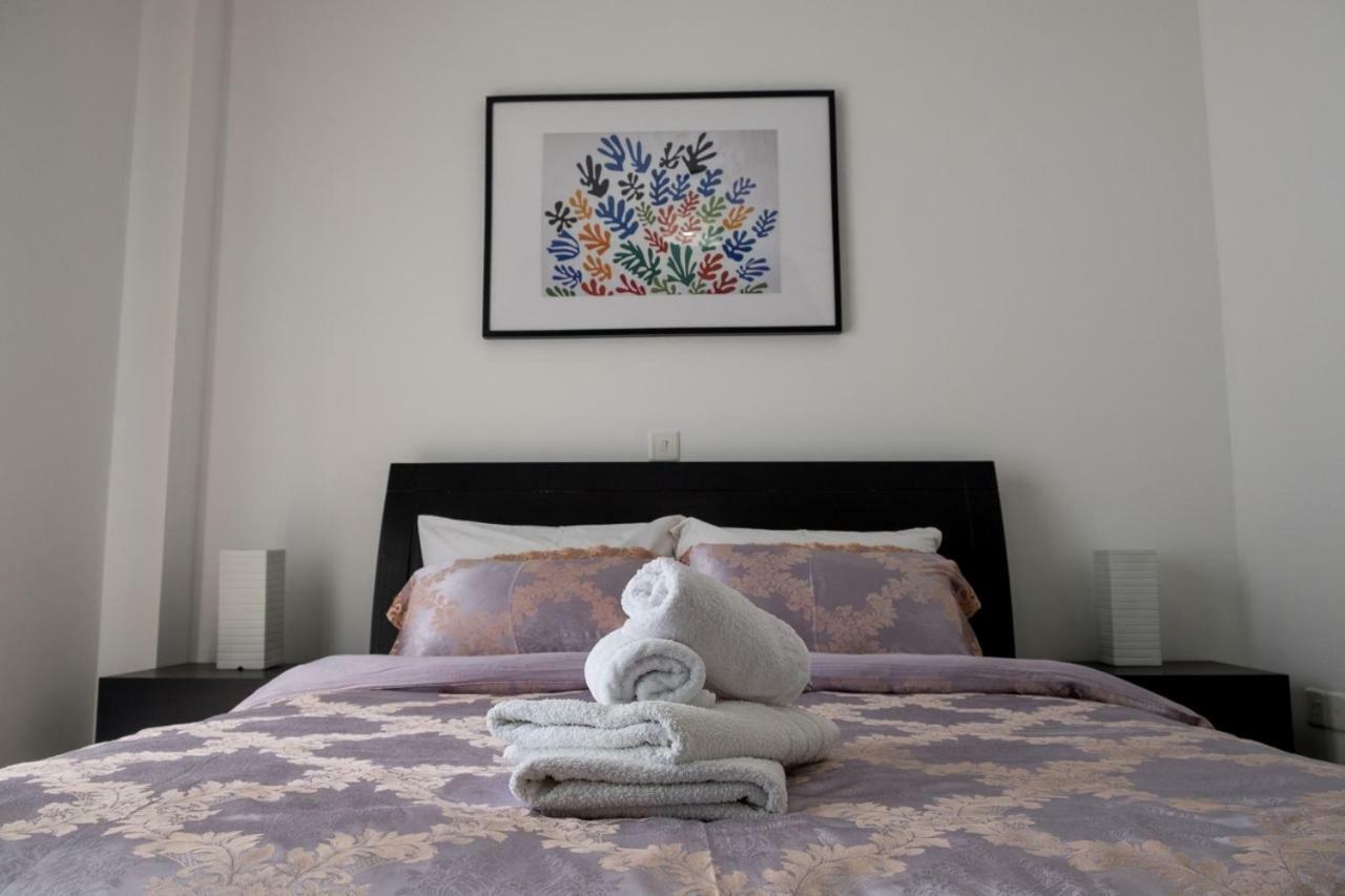 Elysia Park Modern Townhouse Holiday home Paphos