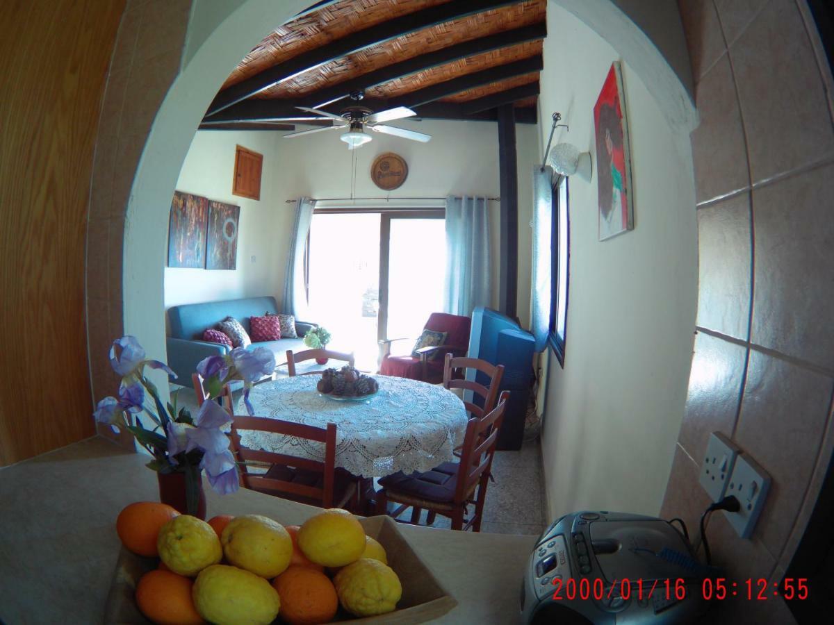 Arodafni House. Unique Views And Amazing Sunsets. * Kouklia